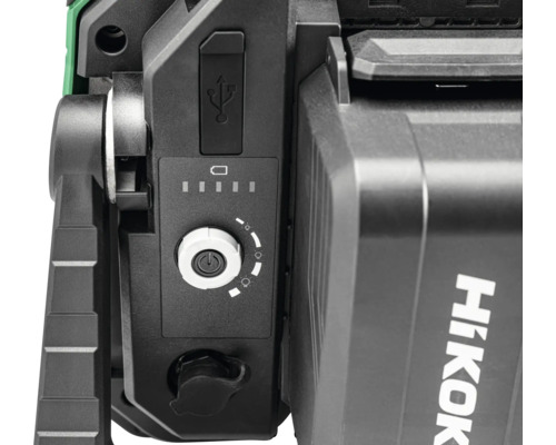 Detailansicht einer HiKOKI Arbeitsleuchte mit USB Anschluss und Batteriestandsanzeige.
