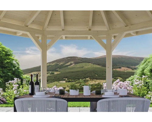 Szene eines Holzpavillons mit gedecktem Tisch und Landschaft