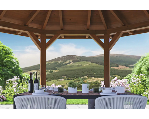 Holzpavillon mit Tisch und Stühlen für den Gartenbereich