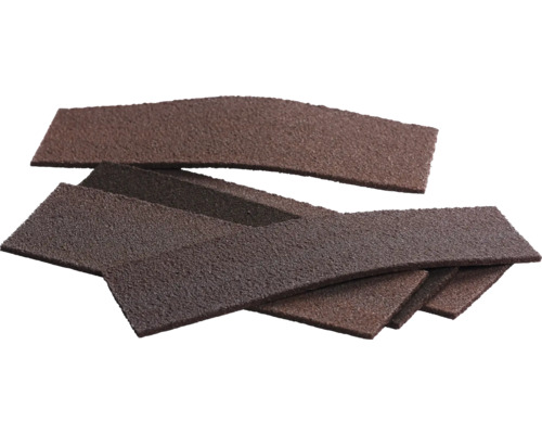 Plusieurs tampons abrasifs en tas