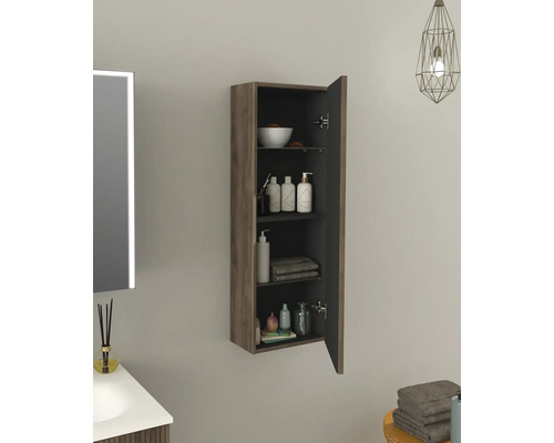 Armoire de salle de bains ouverte avec étagères pour ranger les articles de toilette