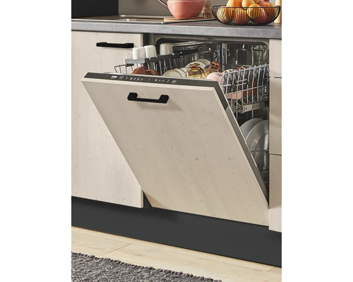 Lave-vaisselle ouvert dans une cuisine