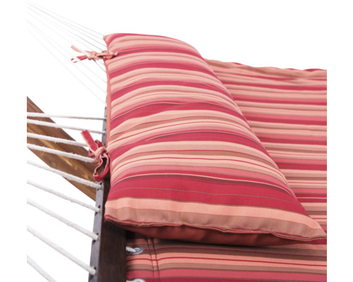 Coussin de hamac rayé avec des liens