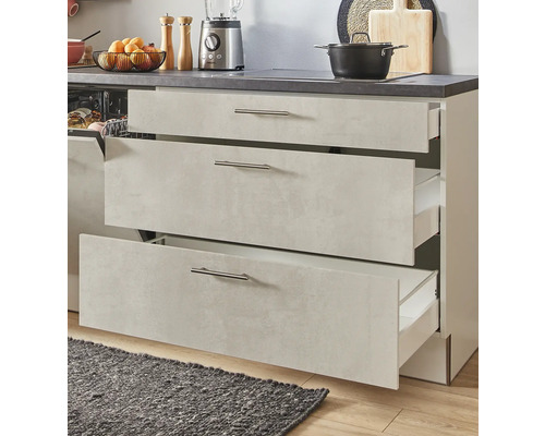 Küchenunterschrank mit offenen Schubladen zur Aufbewahrung