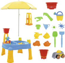 Sandtisch mit Sonnenschirm und Sandspielzeug