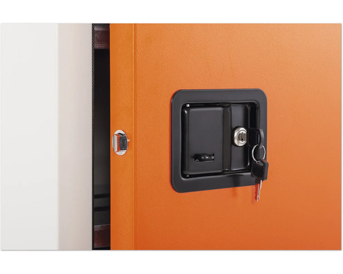 Vue détaillée d''une armoire métallique verrouillable avec clé