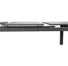Vue détaillée d''une table de jardin avec fonction d''extension.