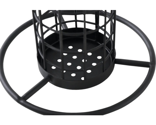 Detailansicht einer Futterstelle für Vögel mit Gitter und rundem Standfuß