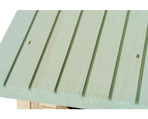 Toit en lattes de bois