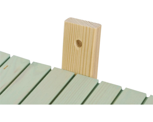 Vue détaillée d''un cadre en bois avec un perçage