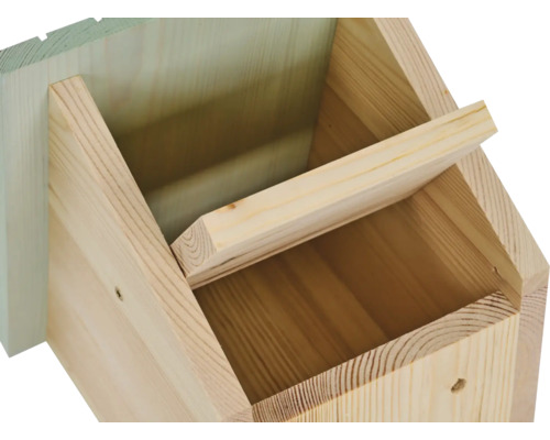 Vue intérieure d''un nichoir en bois