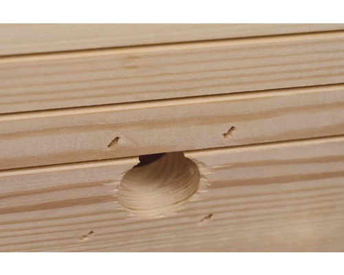 Panneaux en bois avec encoche pour une lampe