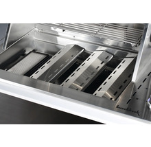 Vue intérieure d''un barbecue à gaz Buschbeck avec grille, plaques de cuisson et bac de récupération des graisses