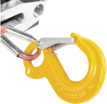 Gelber Lasthaken mit Sicherung