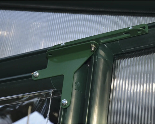 Vue détaillée d''une armature de serre avec raccords d''angle et fixations.