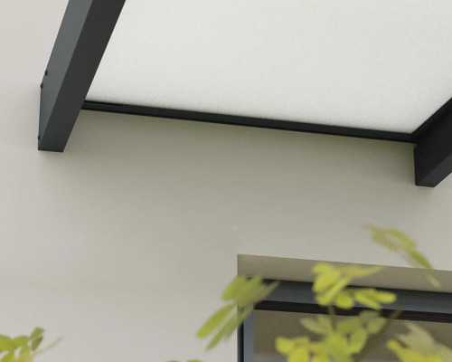 Detailansicht einer Terrassenüberdachung mit Stoffdach