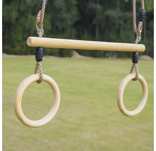 Gymnastikringe aus Holz mit Querstange und Seilaufhängung
