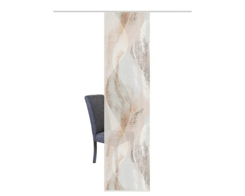 Echarpes décoratives à motifs à côté d''une chaise