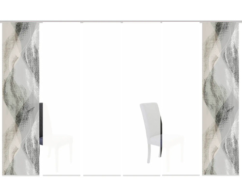 Ambiance de pièce avec des rideaux coulissants à motifs et une chaise