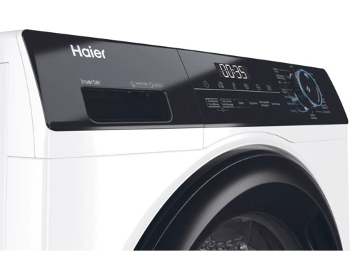 Machine à laver Haier avec écran et panneau de commande