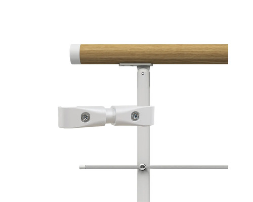 Detailansicht eines Ballettstangen-Systems mit Holzbügel und weißer Halterung
