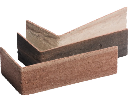 Trois parements d''angle en pierre