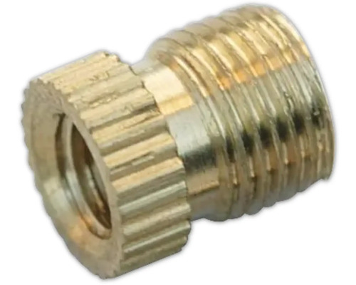 Messingreduzierstück mit Außengewinde und Innengewinde