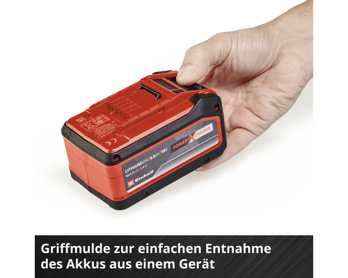 Einhell Power X-Change Akku mit 18 Volt in einer Hand