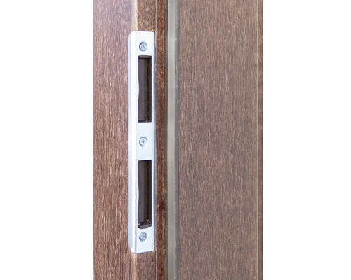 Garniture de porte en métal avec ouvertures pour la fermeture