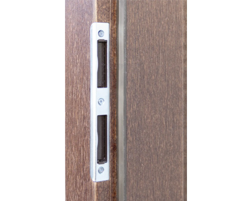 Poignée de porte coulissante en métal sur porte en bois