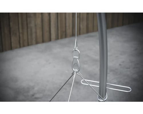 Gros plan d''un dispositif de suspension pour fauteuil suspendu