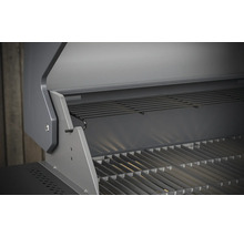 Innenansicht eines Gasgrills mit Grillrost