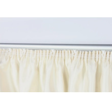 Tringle à rideaux avec rideaux blancs