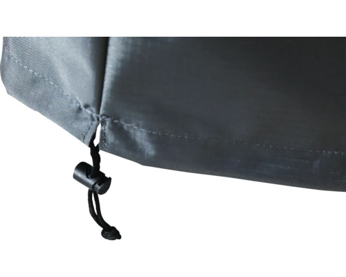 Détail d''une housse de protection avec cordon de serrage pour la fixation