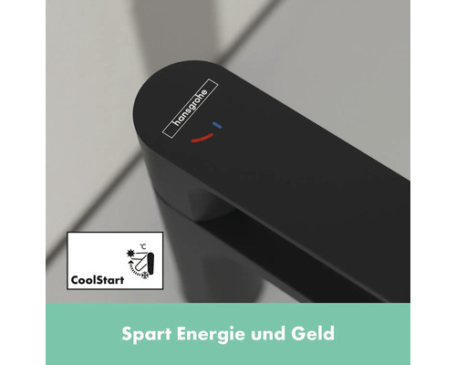 Hansgrohe Logo auf einer Armatur mit CoolStart Funktion zur Energieeinsparung