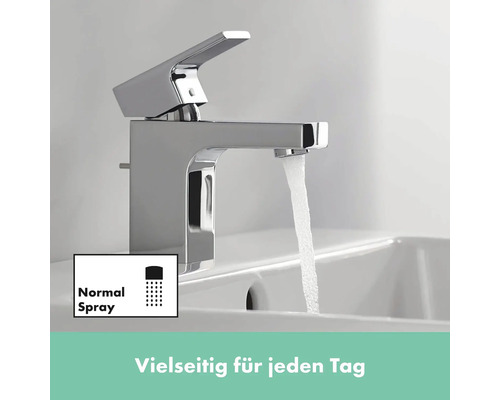 Wasserhahn mit Normalstrahl auf einem Waschbecken