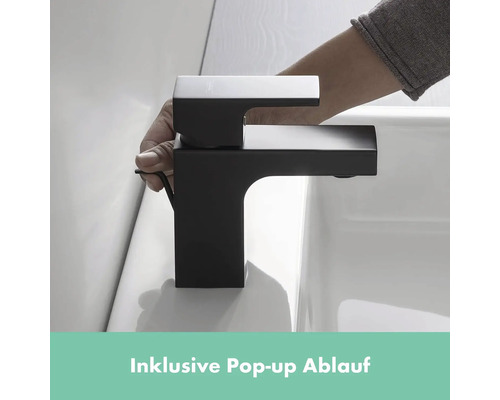 Robinet avec garniture de vidange sur un lavabo