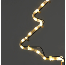 Gros plan d''une guirlande lumineuse LED fixée à une forme