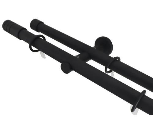 Doppelgardinenstange mit Gardinenringen zur Aufhängung von zwei Gardinen