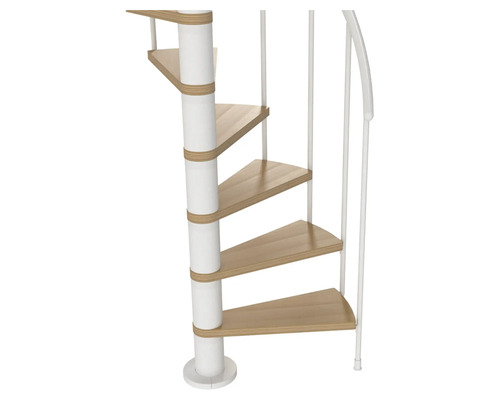 Escalier en colimaçon avec marches en bois et balustrade blanche