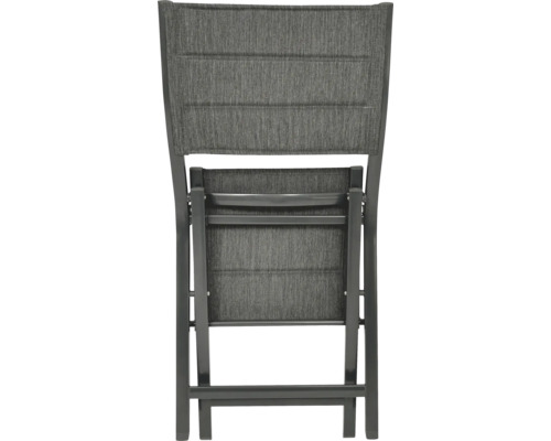 Rückansicht eines Klappstuhls mit Textilbespannung