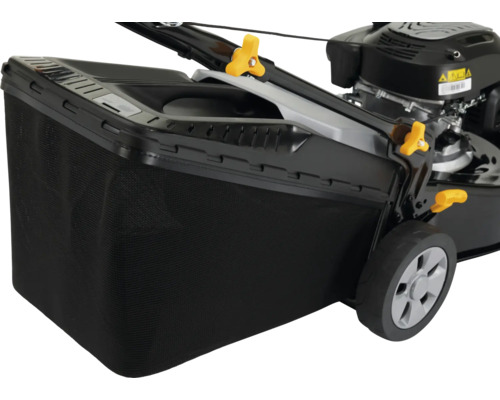 Tracteur de jardin avec bac de ramassage