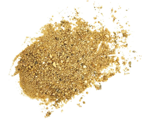 Sandhaufen mit kleinen Steinen