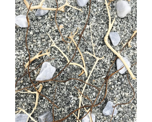 Arrangement décoratif de pierres et de branches