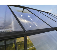 Toit de serre avec fenêtre pour la ventilation