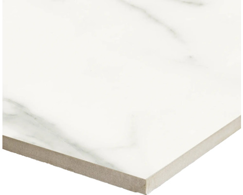 Fliese mit Marmoroptik