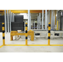 Dispositifs de protection et marquages dans un hall industriel