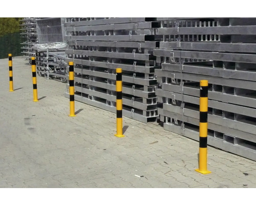 Plusieurs poteaux de sécurité routière pour la sécurité routière
