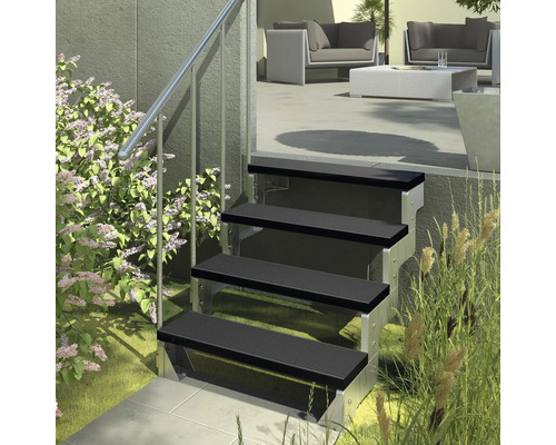 Escalier extérieur avec rampe en acier et quatre marches