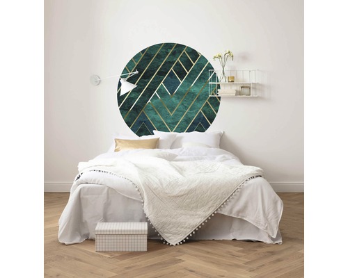 Chambre à coucher avec sticker mural au motif géométrique au-dessus du lit